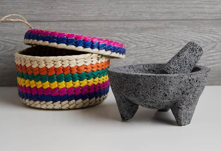 http://www.junglepillows.com/cdn/shop/products/MolcajetewithTortillaBasket_1.jpg?v=1600887959