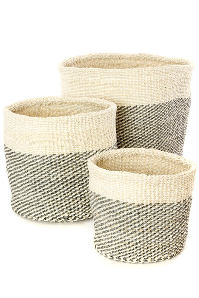 Swahili African Modern Set of Three Gray and Cream Twill Sisal Nesting Baskets