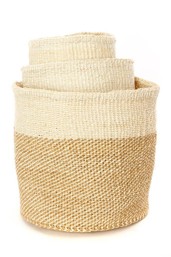 Swahili African Modern Set of Three Beige and Cream Twill Sisal Nesting Baskets