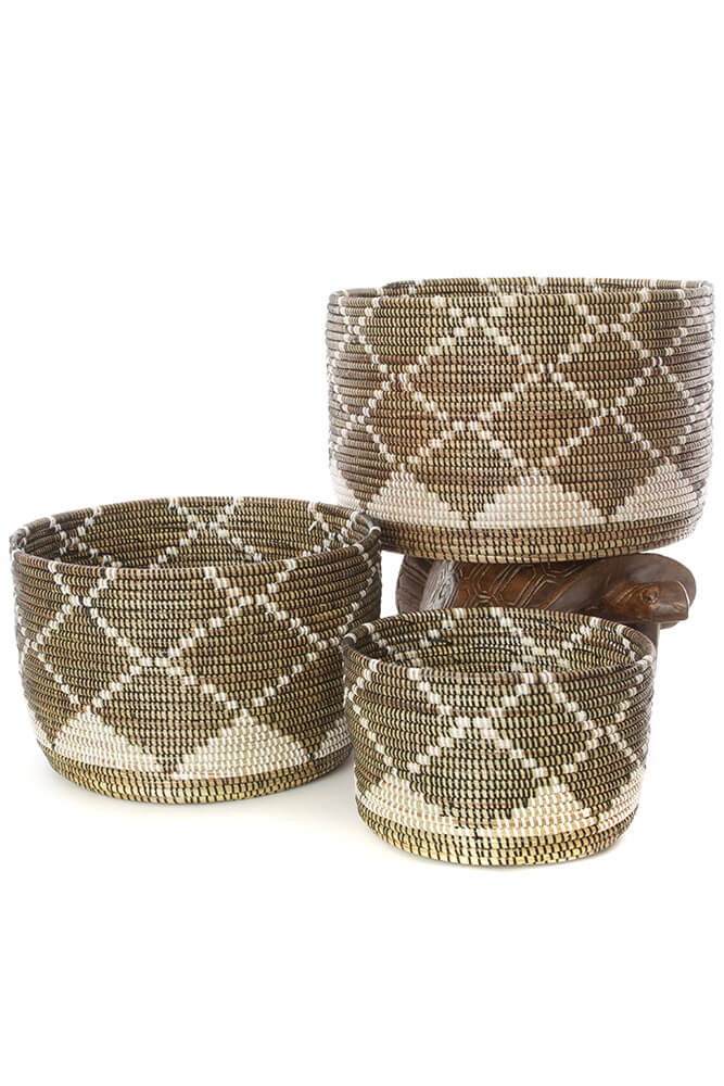 Swahili African Modern Set of 3 Nesting Diamond Design Baskets